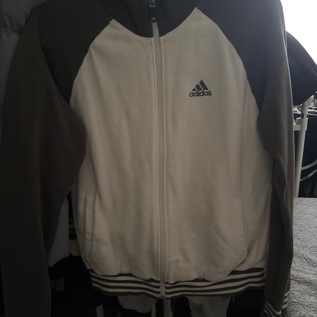 고동색 아디다스 집업