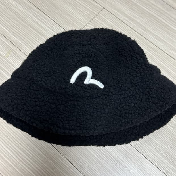 에비수 양털 버킷햇