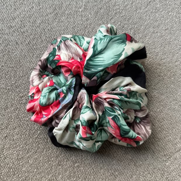 빈티지 커스텀 스크런치