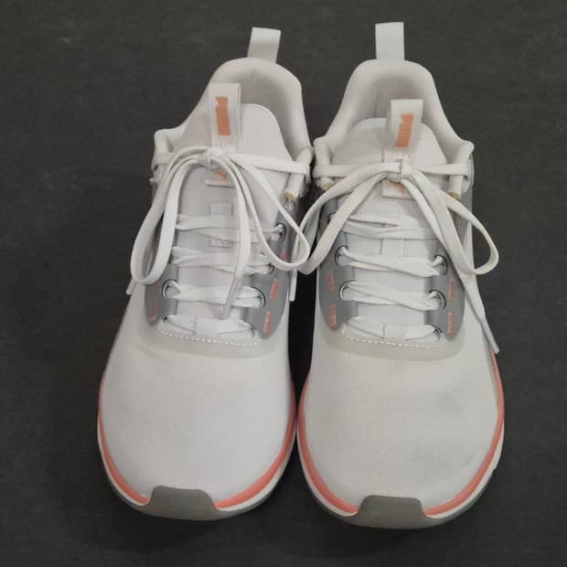 푸마 소프트라이드 올라(240)