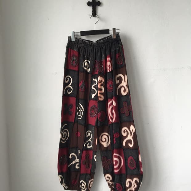 Patch work point pants