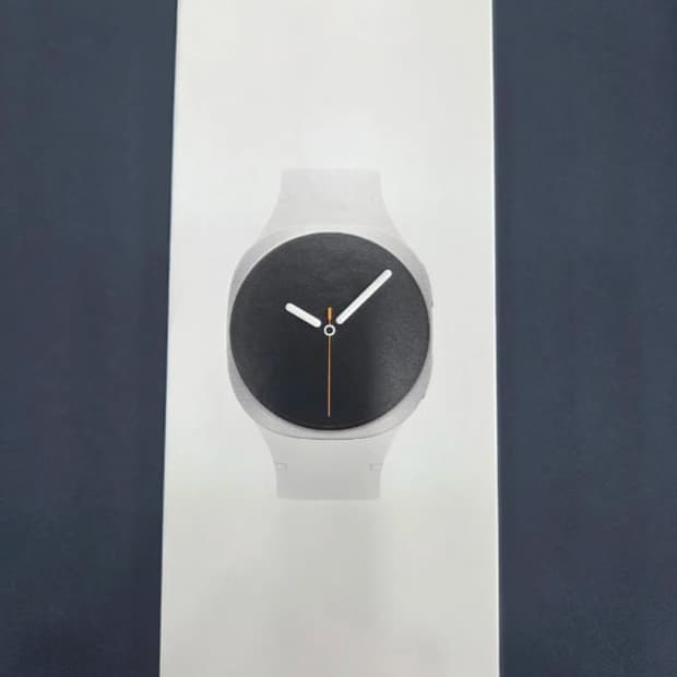 미개봉 삼성 갤럭시 워치8 40mm 화이트 실버