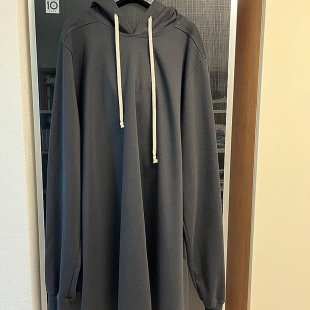 100%정품 릭오웬스 롱후드티 판매합니다.