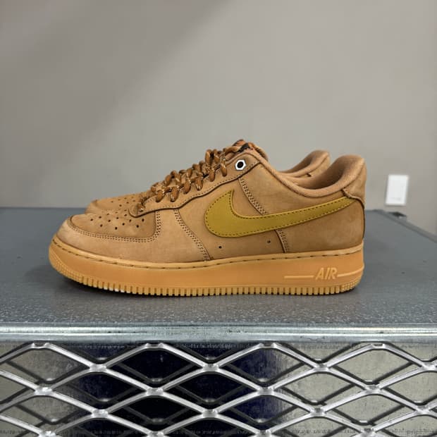 나이키 에어포스1 플랙스 260