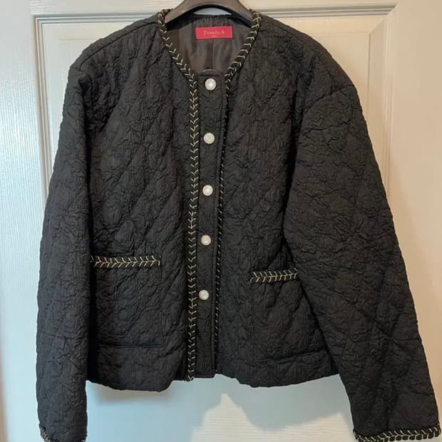 트위디아 경량패딩