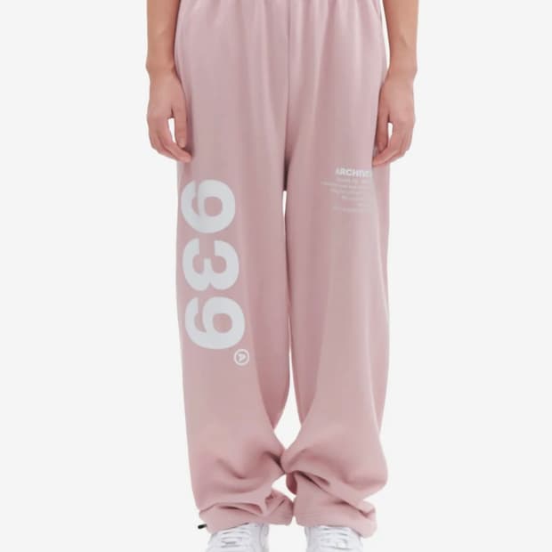 아카이브 볼드 939 LOGO SWEAT PANTS (PINK)