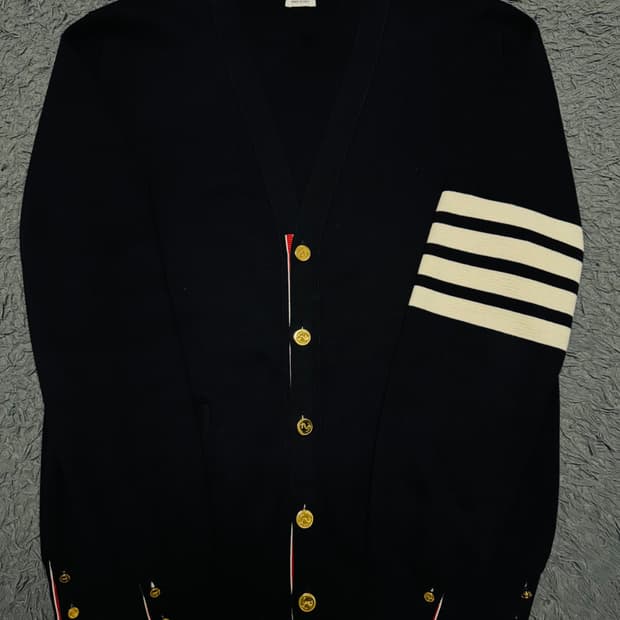 톰브라운 밀라노스티치 금장 가디건 4사이즈