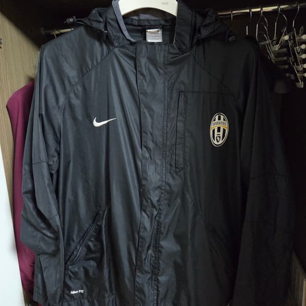 (S) 나이키 유벤투스 윈드브레이커 블랙