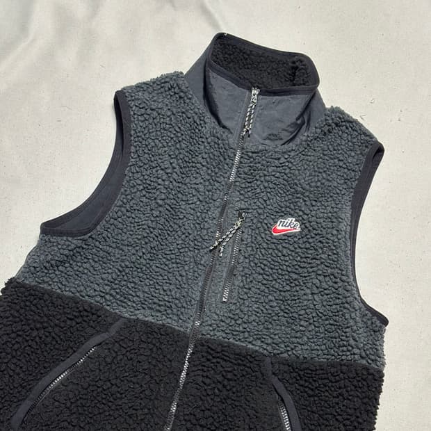 L 나이키 스퍼츠웨어 윈터 플리스 베스트