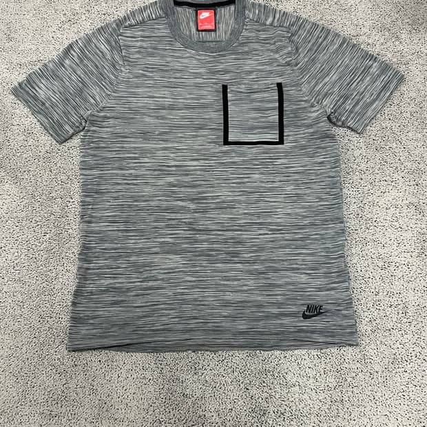 (M) 나이키 포켓 반팔 티