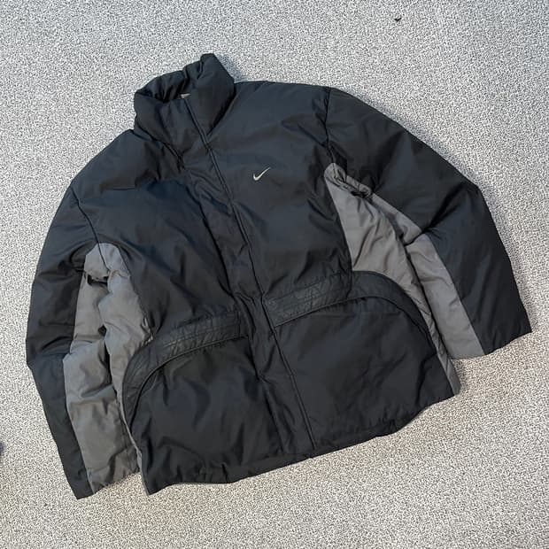 00s 나이키 커브 다운 패딩