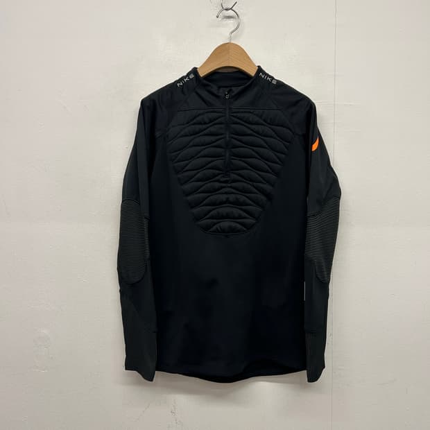 나이키 써마핏 윈터 워리어 드릴탑