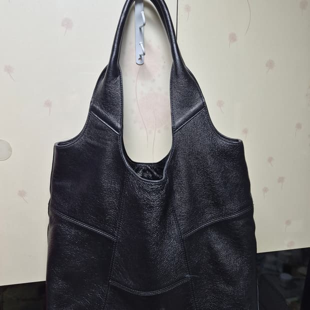 벨리에 프로치다 백 레더 블랙