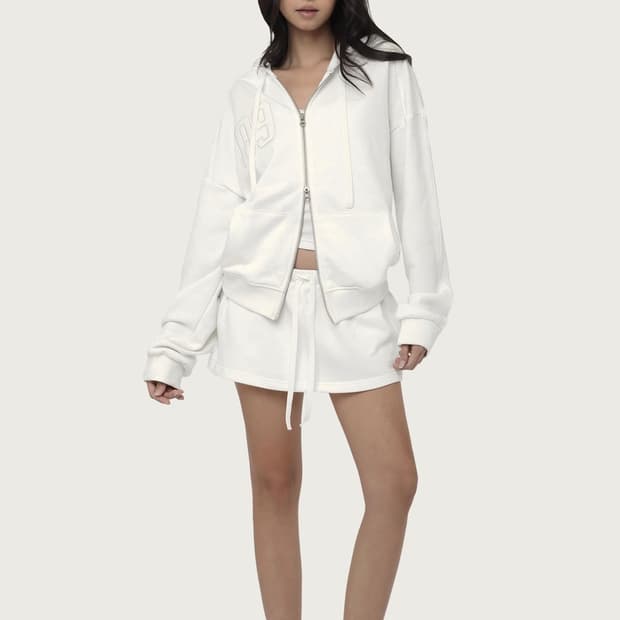 클리시어 09 넘버링 후드집업 화이트