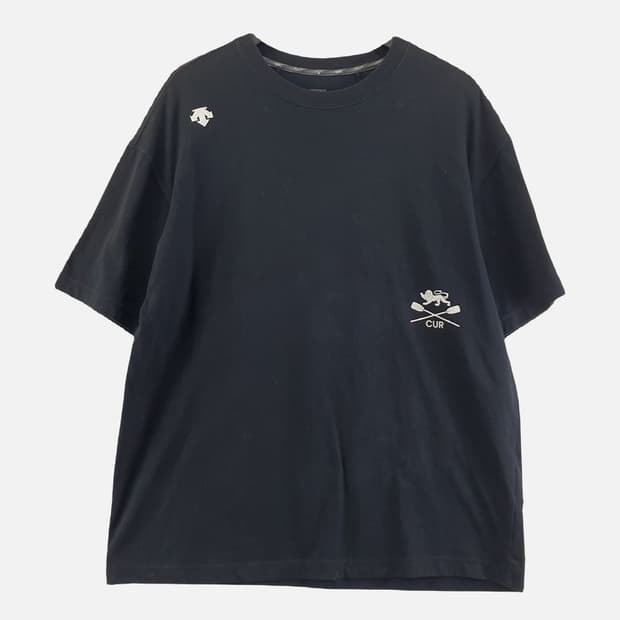 데상트 블랙 남자 반팔티 105 N4473