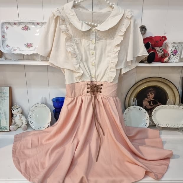 Ank Rouge(앙크루즈) 살구핑크 프릴 코르셋 원피스