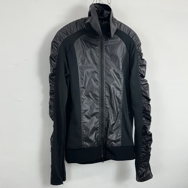 Rip Van Winkle Shirring Sleeve Blouson