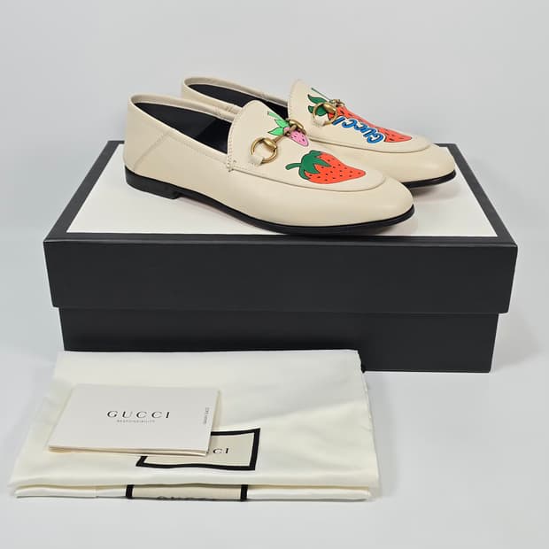 구찌 스트로베리 프린트 홀스빗 로퍼 ( 215 )