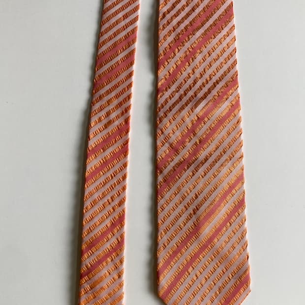 휴고보스 넥타이