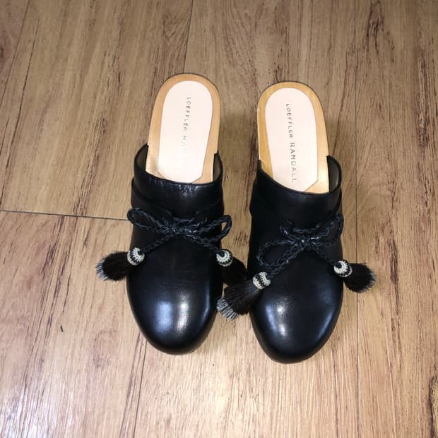 소가죽 우드 힐 🖼️ 