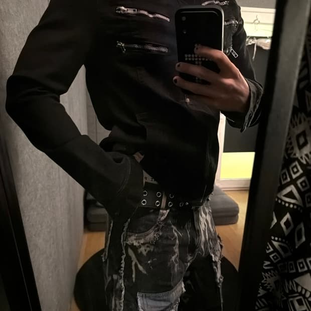 오피움 펑크 그런지 스타일 빈티지 디스트 진