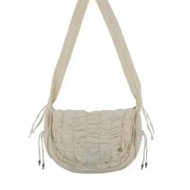 코이세이오 퀼팅 크로스백