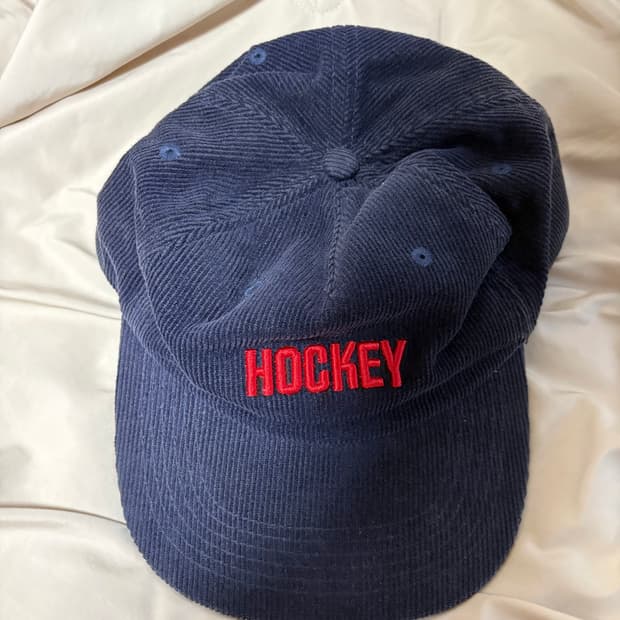 HOCKEY SKATEBOARDS 코듀로이 캡