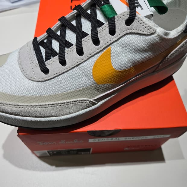 나이키 x 톰 삭스 제너럴 퍼포즈 슈 파인 그린 유니버시티 골드