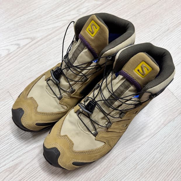 (290)살로몬 x 베러기프트샵 XA 프로 3D 미드 고어텍스 사파리