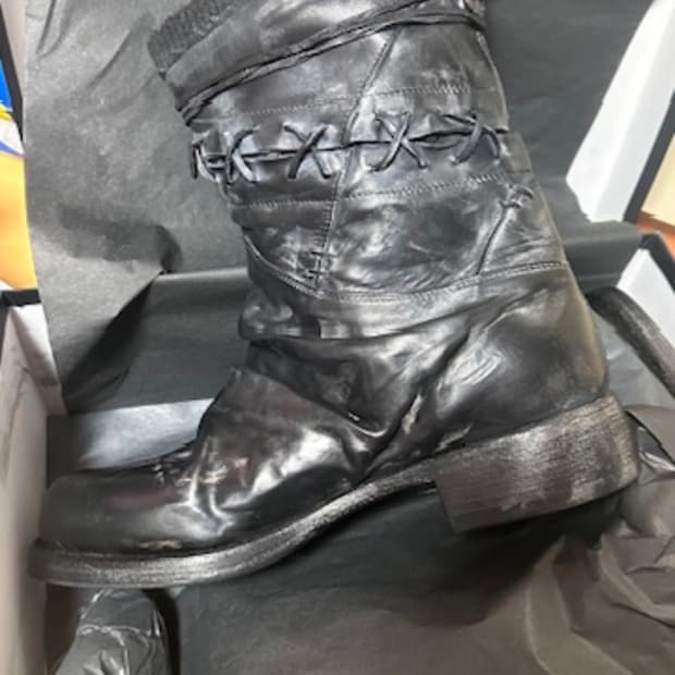 노페이스스튜디오 부츠 팝니다