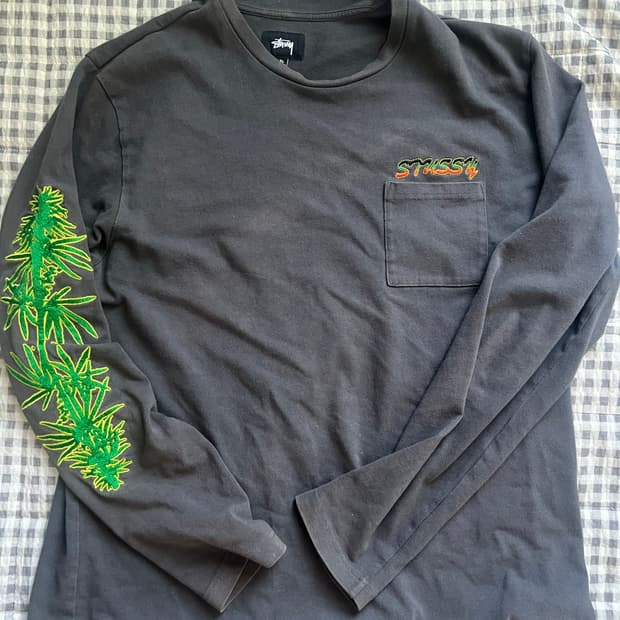 Stussy leaves l-sleeve 스투시 리브스 롱슬리브