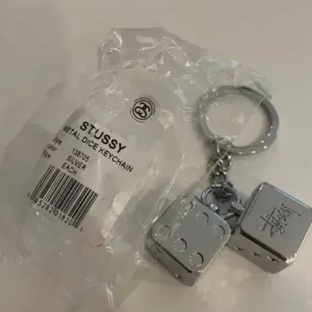 (새상품) 스투시 메탈 다이스 키링