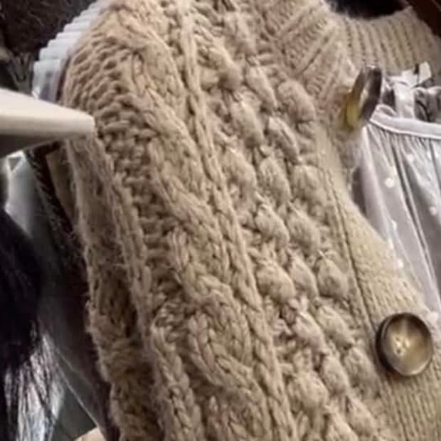 베이지 가디건 세트