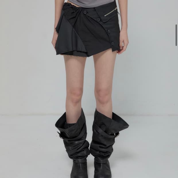 플레어업 Asymmetrical Layered Mini Skirt 