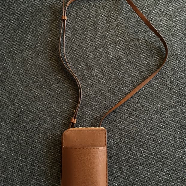 유니클로 크로스백