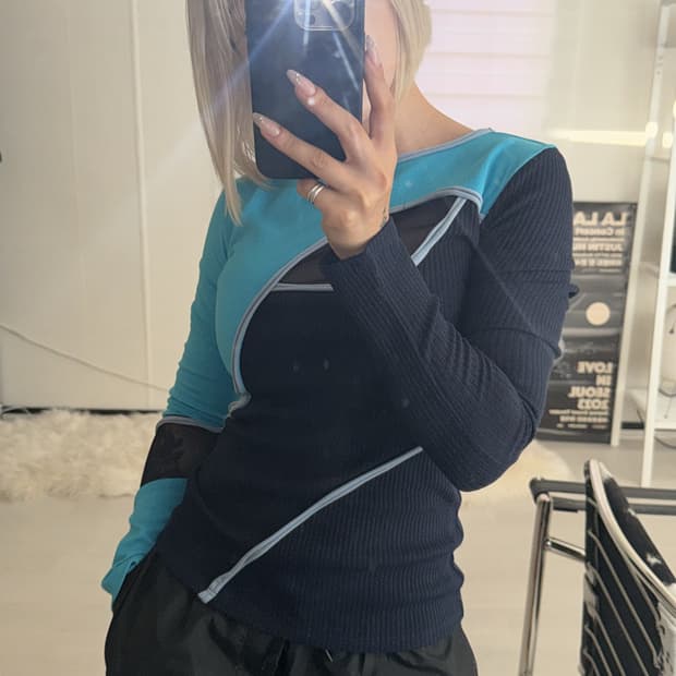 앤더슨벨 매쉬 롱슬리브xs(착샷)