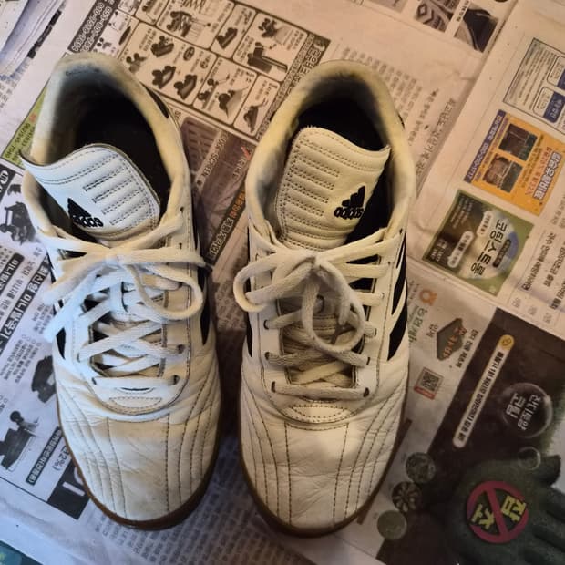 [260] 고샤루브친스키x아디다스 월드컵 화이트