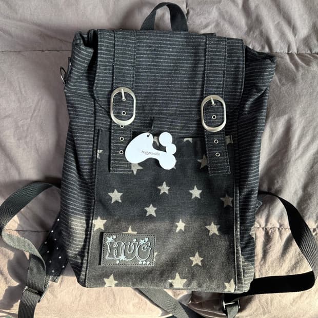 HUGYOURSKIN 스타 더스트 데님 백팩 (블랙 데님)