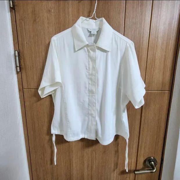 (55)여성 한섬 클럽모나코 린넨 블렌드 스트링 반팔 셔츠