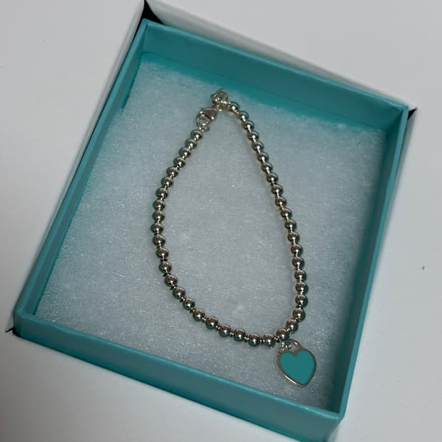 티파니앤코 팔찌 리턴 투 티파니 블루 하트 태그 비드 브레이슬릿