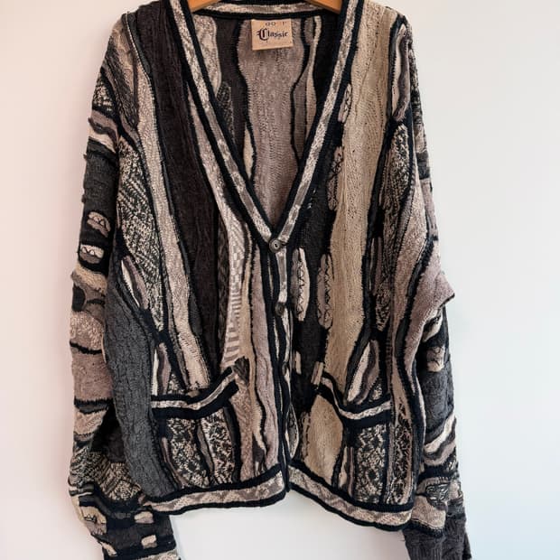 쿠지 coogi 3D 케이블니트 가디건 S