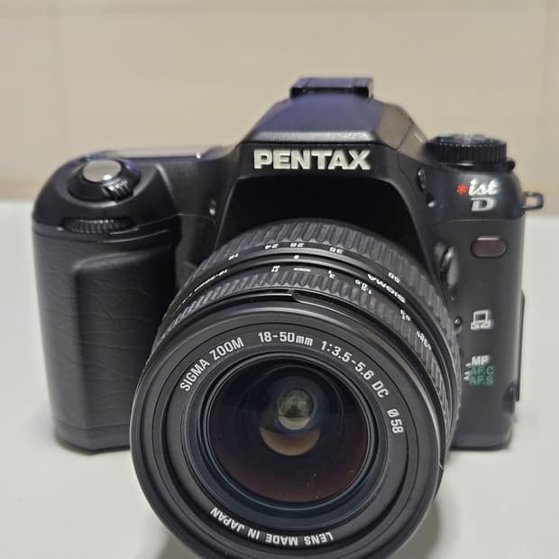 펜탁스 ist D 시그마 18-50mm 렌즈셋