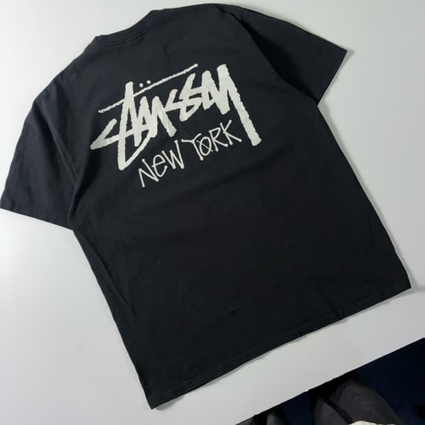 Stussy  스투시 스탁 뉴욕 블랙 반팔티셔츠