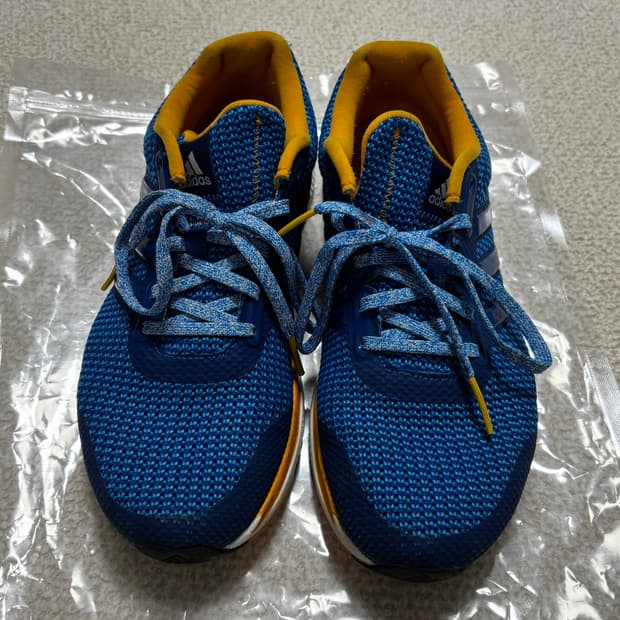 아디다스 런닝화 파란 운동화 런닝화