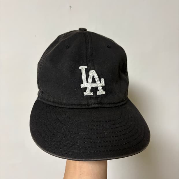 디네댓 x 뉴에라 모자