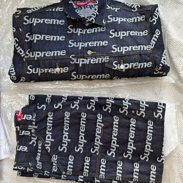 슈프림 자카드 로고 데님 셋업  (자켓/팬츠)