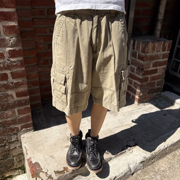30) Dickies 로고 패치 카고 버뮤다 쇼츠