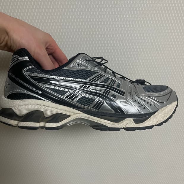 아식스 언리미티드 젤카야노 14 블랙