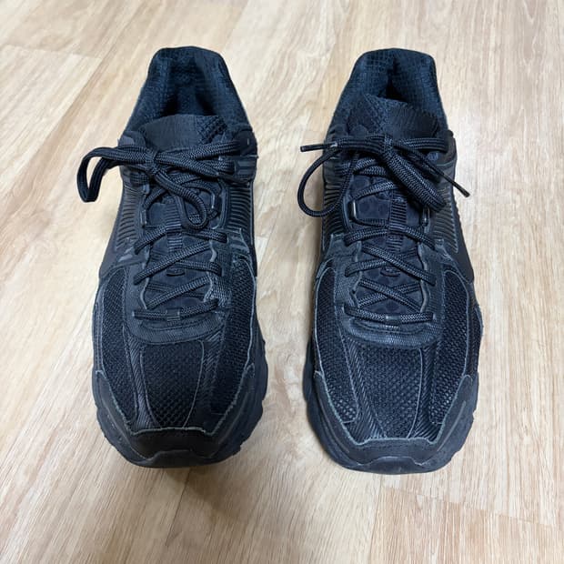 나이키 줌 보메로5 블랙