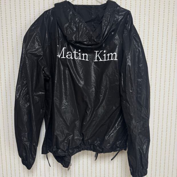 마땡킴 바람막이